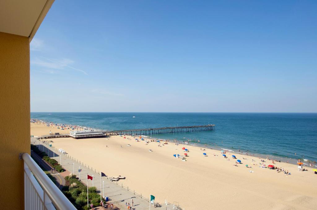 Four Points by Sheraton Virginia Beach Oceanfront image 10