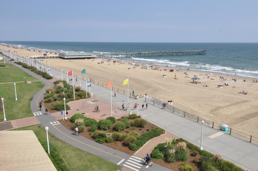 Four Points by Sheraton Virginia Beach Oceanfront image 11