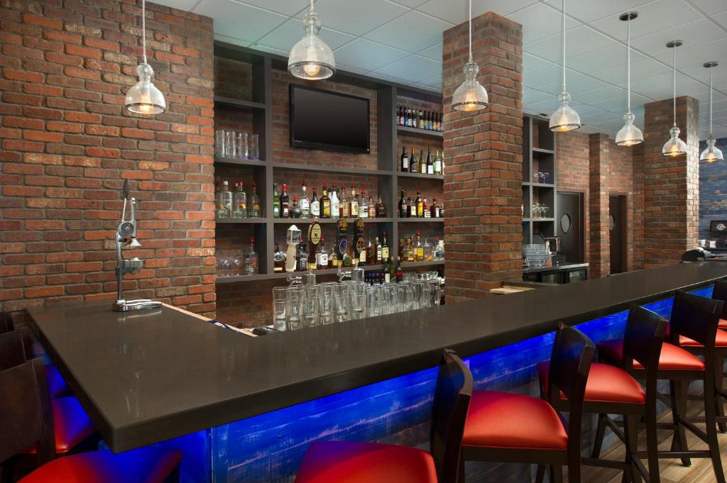 Four Points by Sheraton Virginia Beach Oceanfront image 16
